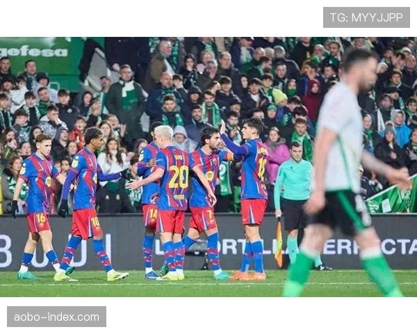 巴萨防线在孔德伤缺情况下 马丁与加西亚搭档仍需时间磨合